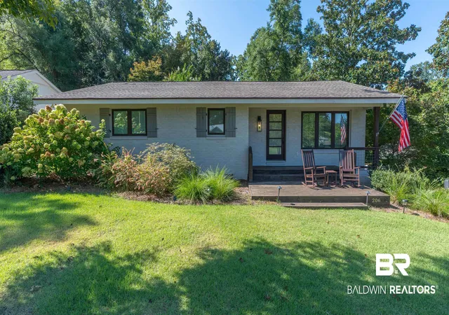 2nd image of 206 Volanta Avenue, Fairhope, AL 36532 | MLS# 408558