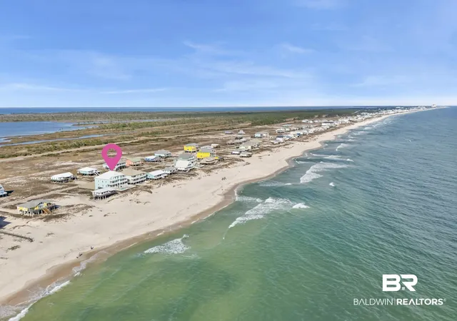 Photo 3 of Townhouse for sale at 3596 Ponce De Leon Ct #Two Carats B, Gulf Shores, AL 36542 | MLS# 392686 | Listing updated on 2026-09-22