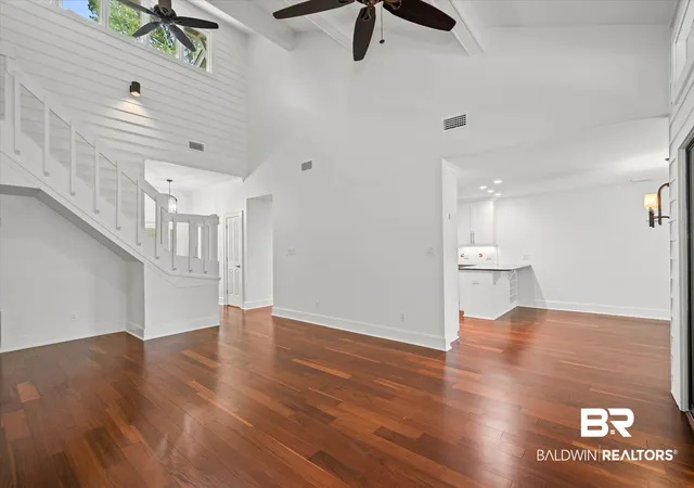 Photo 3 of Single family home for sale at 4 Leslie Ct, Fairhope, AL 36532 | MLS# 397789 | Listing updated on 2026-08-28