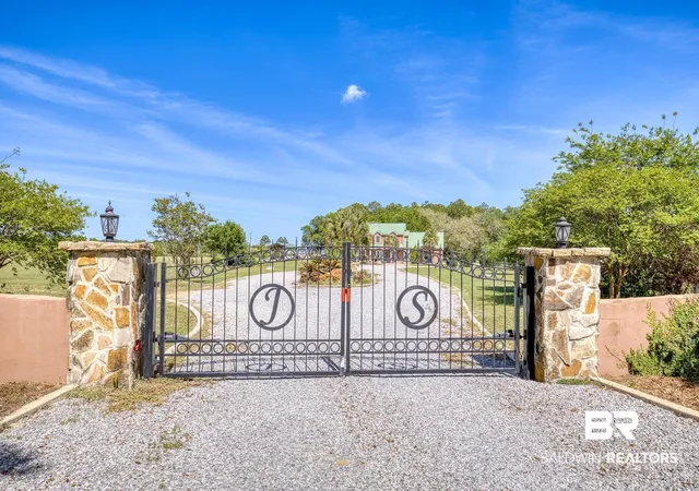 Photo 4 of Single family home for sale at 32875 Faircloth Rd, Lillian, AL 36549 | MLS# 395049 | Listing updated on 2026-07-24