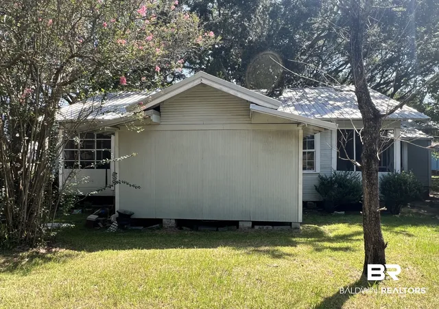 Photo 3 of Multi family home for sale at 19 Gulf St #2 UNITS - 19N & 19S, Chickasaw, AL 36611 | MLS# 409217 | Listing updated on 2026-08-21