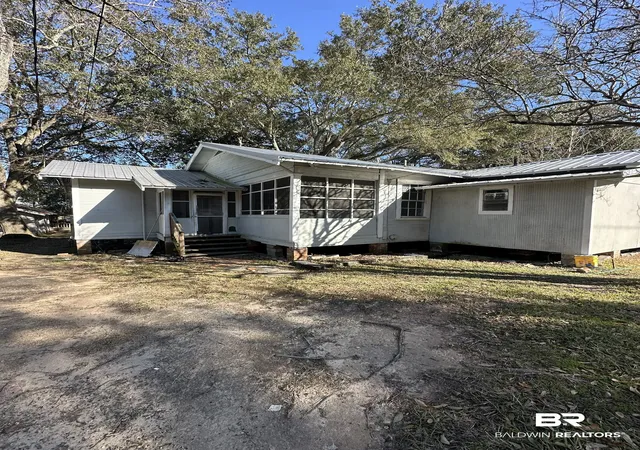 Photo 3 of House for sale at 19 Gulf St #2 UNITS - 19N & 19S, Chickasaw, AL 36611 | MLS# 409217 | Listing updated on 2026-08-21