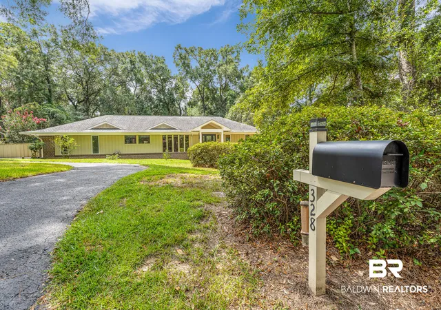 Photo 1 of Sale Pending at 328 Bay Hl Dr, Daphne, AL 36526 | MLS# 409034 | Listing updated on 2026-08-27