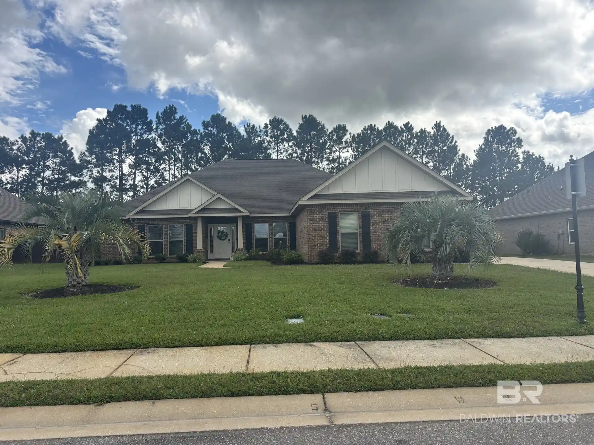 Photo 1 of Single family home for sale at 4164 Inverness Cir, Gulf Shores, AL 36542 | MLS# 340942 | Listing updated on 2026-10-21