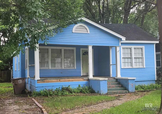 Homes for sale in Mobile, AL | 70 Glenwood Street, Mobile, AL 36606 | MLS# 397436
