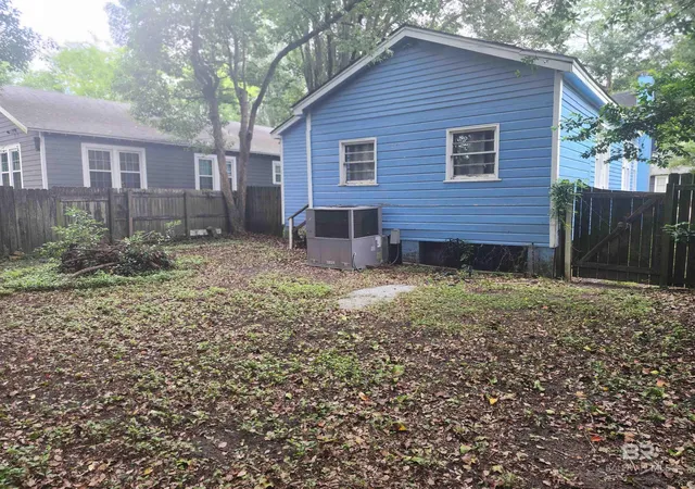 Homes for sale in Mobile, AL | 70 Glenwood Street, Mobile, AL 36606 | MLS# 397436