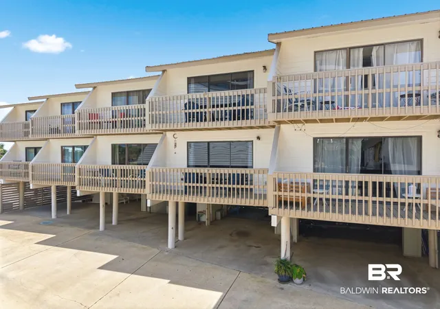 3rd image of 554 E Beach Boulevard #UNIT 4, Gulf Shores, AL 36542 | MLS# 409588