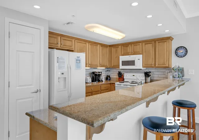 Photo 3 of Townhouse for sale at 1524 W Beach Blvd #706, Gulf Shores, AL 36542 | MLS# 393909 | Listing updated on 2026-09-17