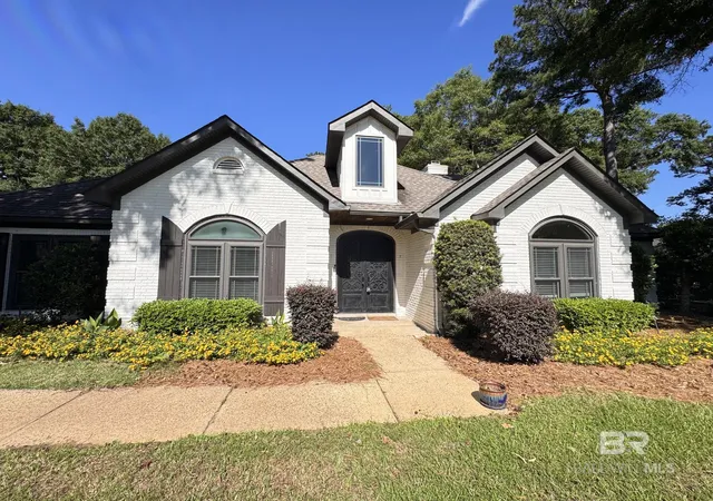 Homes for sale in Spanish Fort, AL | 30643 Middle Creek Circle, Spanish Fort, AL 36527 | MLS# 385559