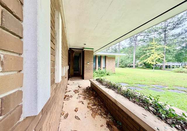 Homes for sale in Mobile, AL | 605 E Cumberland Road, Mobile, AL 36608 | MLS# 398183