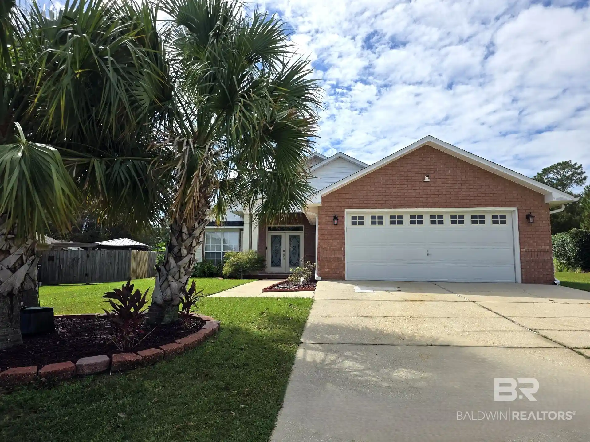 Photo 1 of Sale Pending at 12588 S White Osprey Dr, Lillian, AL 36549 | MLS# 412405 | Listing updated on 2026-10-27