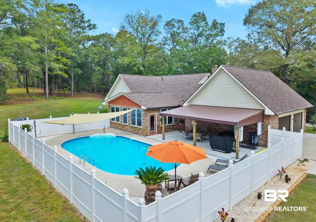 2nd image of 560 Veterans Ave, Monroeville, AL 36460 | MLS# 389313