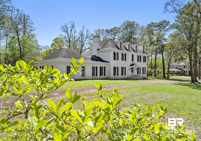 Photo 3 of Single family home for sale at 5801 S Fairfax Rd, Mobile, AL 36608 | MLS# 393584 | Listing updated on 2026-09-16