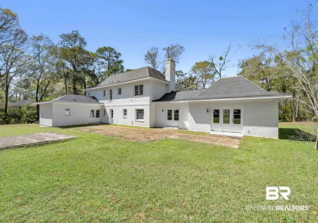 Photo 4 of Single family home for sale at 5801 S Fairfax Rd, Mobile, AL 36608 | MLS# 393584 | Listing updated on 2026-09-16