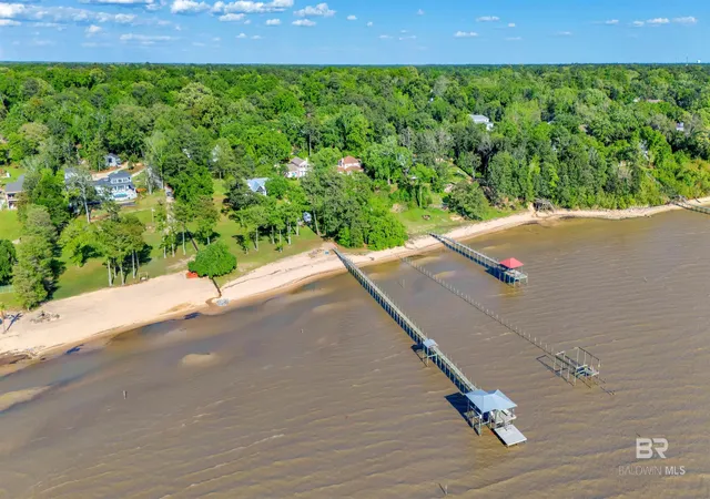 Homes for sale in Fairhope, AL | 23749 Main Street, Fairhope, AL 36532 | MLS# 399219