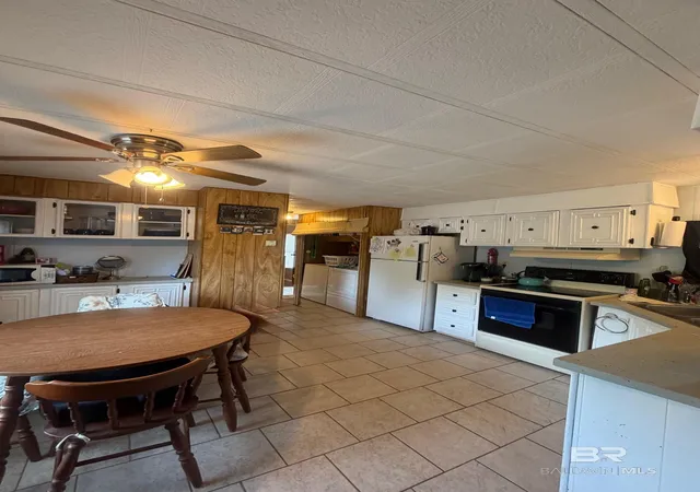 Homes for sale in Lillian, AL | 1608 Martinez Dr, Lillian, AL 36549 | MLS# 394585