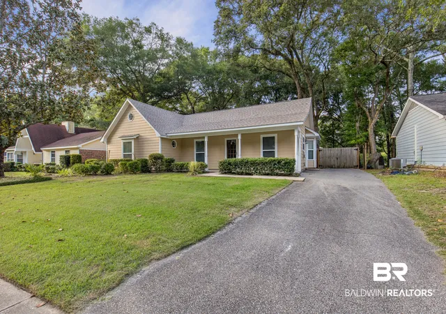 2nd image of 5620 Candia Ct, Mobile, AL 36693 | MLS# 406885