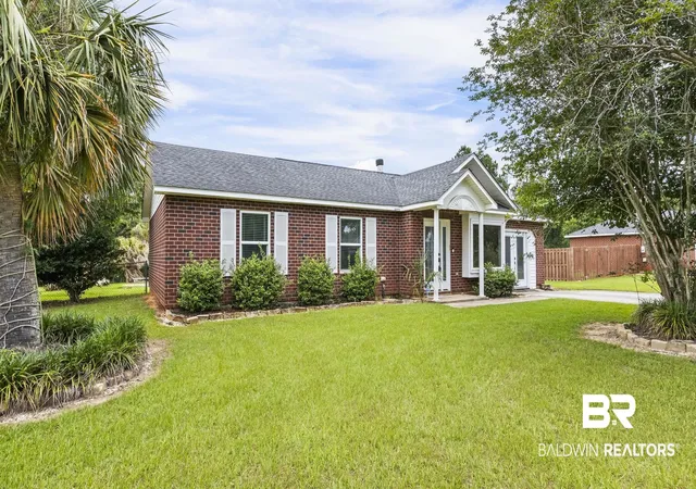 Photo 1 of Single family home for sale at 15096 Highland Cir, Foley, AL 36535 | MLS# 397032 | Listing updated on 2026-09-04