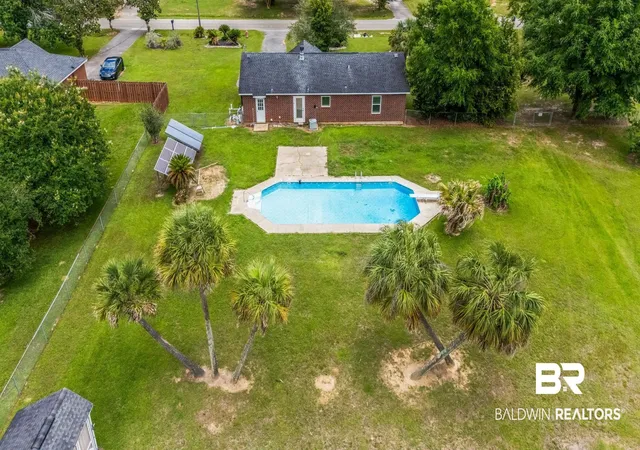 Photo 2 of Single family home for sale at 15096 Highland Cir, Foley, AL 36535 | MLS# 397032 | Listing updated on 2026-09-04