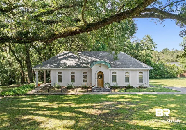 Photo 1 of Single family home for sale at 8617 Dyer Rd, Fairhope, AL 36532 | MLS# 398354 | Listing updated on 2026-08-06