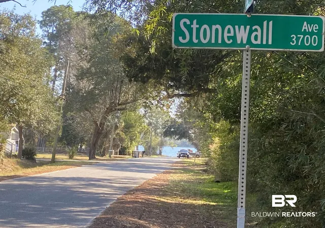 Photo 2 of Sale Pending at 3710 Stonewall Ave, Pensacola, FL 32507 | MLS# 396756 | Listing updated on 2026-10-03