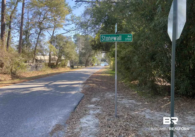 Photo 3 of Sale Pending at 3710 Stonewall Ave, Pensacola, FL 32507 | MLS# 396756 | Listing updated on 2026-10-09