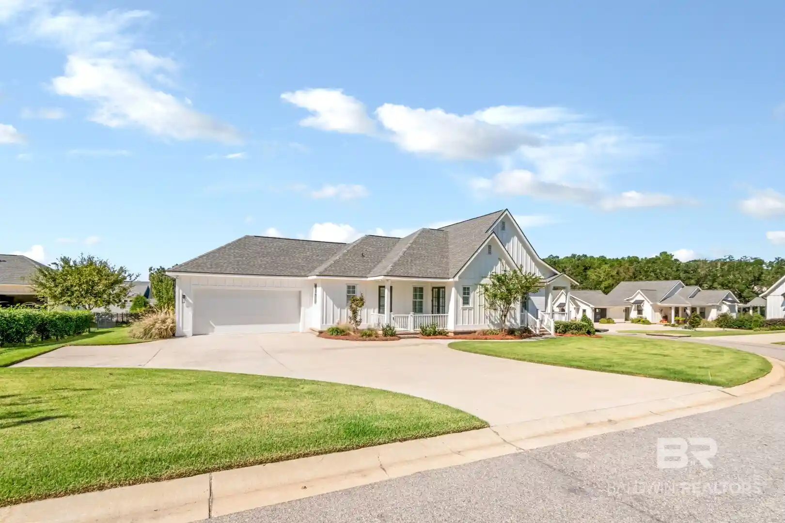 Photo 1 of Single family home for sale at 887 Geranium Dr, Fairhope, AL 36532 | MLS# 412117 | Listing updated on 2026-10-22
