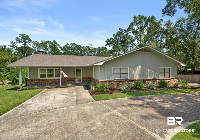 Photo 1 of Single family home for sale at 10088 Coleman Lane, Elberta, AL 36530 | MLS# 409377 | Listing updated on 2026-08-25