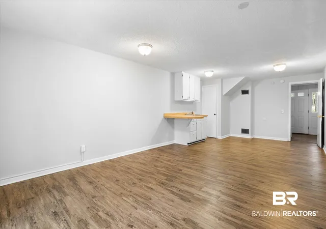Photo 3 of Townhouse for sale at 710 S Mobile St #5, Fairhope, AL 36532 | MLS# 381917 | Listing updated on 2026-09-15