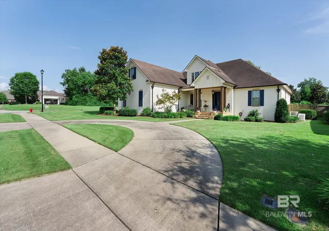 Homes for sale in Fairhope, AL | 17259 Seldon Street, Fairhope, AL 36532 | MLS# 398645