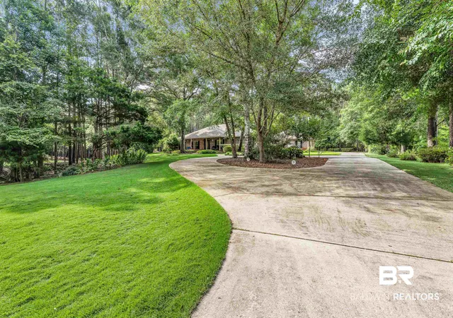 Photo 3 of Single family home for sale at 7014 Blakeley Rd, Daphne, AL 36527 | MLS# 397568 | Listing updated on 2026-08-31
