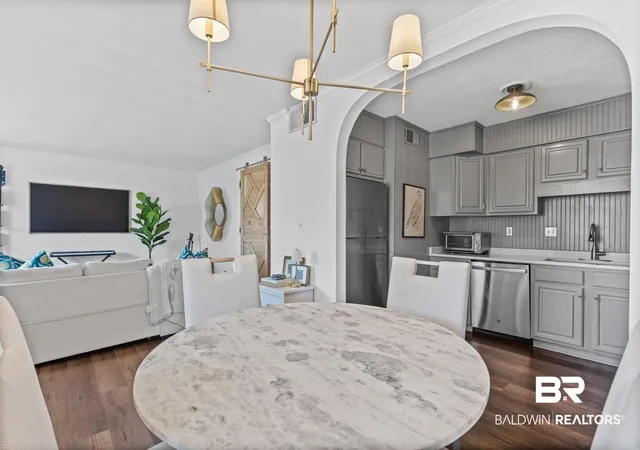Photo 2 of Townhouse for sale at 207 S Mobile St #204, Fairhope, AL 36532 | MLS# 398859 | Listing updated on 2026-09-01