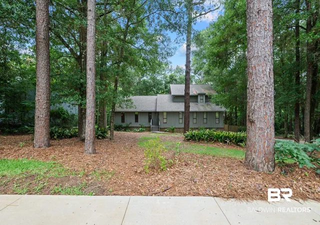 Photo 3 of Single family home for sale at 6501 S Sugar Crk Dr, Mobile, AL 36695 | MLS# 398277 | Listing updated on 2026-08-28