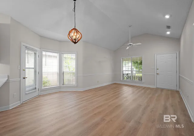 Homes for sale in Fairhope, AL | 25 Cottage Dr, Fairhope, AL 36532 | MLS# 398189