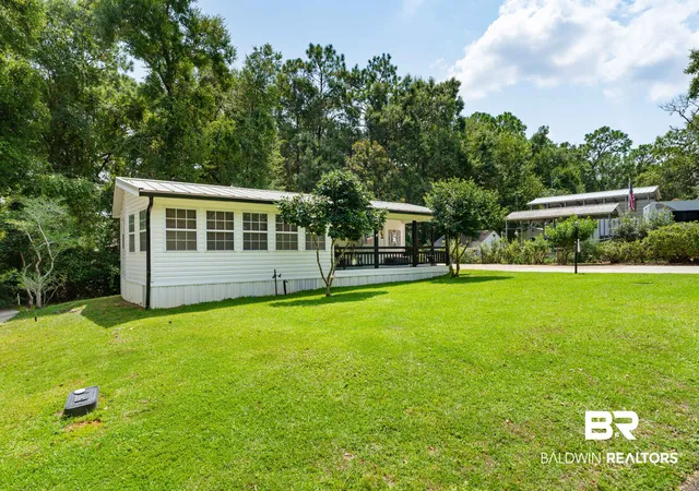 Photo 3 of Single family home for sale at 569 Escambia Loop, Lillian, AL 36549 | MLS# 409443 | Listing updated on 2026-09-19