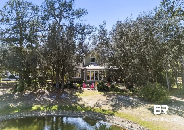 Photo 3 of Single family home for sale at 16 Baywalk Dr, Gulf Shores, AL 36542 | MLS# 406646 | Listing updated on 2026-08-12