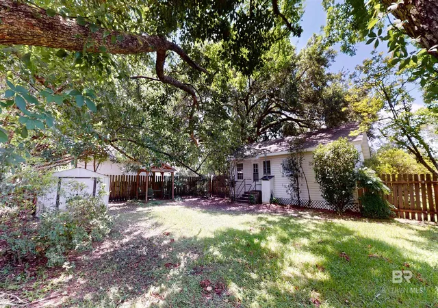 Homes for sale in Mobile, AL | 3012 Baronne Street, Mobile, AL 36606 | MLS# 398348