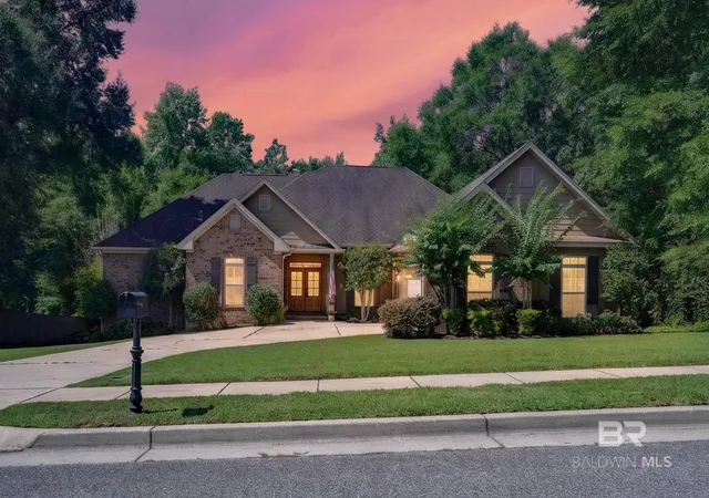 Homes for sale in Saraland, AL | 3387 Hardwood Dr, Saraland, AL 36571 | MLS# 398635