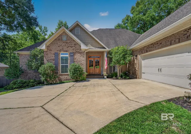 Homes for sale in Saraland, AL | 3387 Hardwood Dr, Saraland, AL 36571 | MLS# 398635
