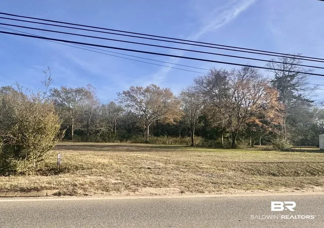 Photo 3 of Sale Pending at 3083 S Alabama Ave, Monroeville, AL 36460 | MLS# 388840 | Listing updated on 2026-09-03