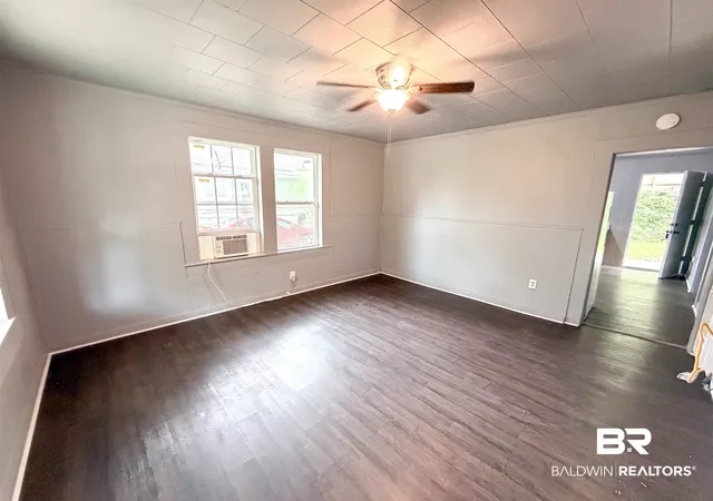 Photo 2 of Single family home for sale at 38 Flock Ave, Mobile, AL 36610 | MLS# 396973 | Listing updated on 2026-08-12
