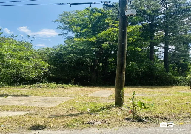 Photo 4 of Land for sale at 421 W Foch St, Mobile, AL 36610 | MLS# 374572 | Listing updated on 2026-08-26