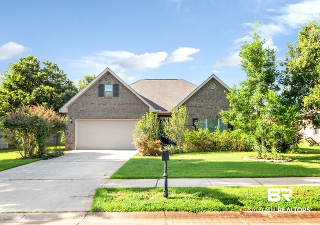 Photo 1 of Single family home for sale at 748 Whittington, Fairhope, AL 36532 | MLS# 408453 | Listing updated on 2026-08-14