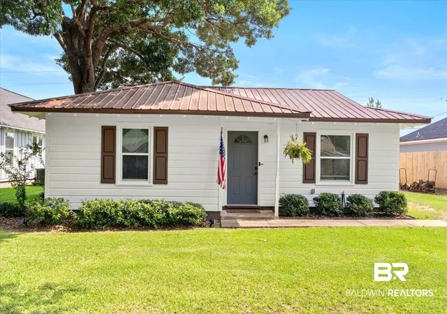 1st image of 407 W Orchid Avenue, Foley, AL 36535 | MLS# 400125
