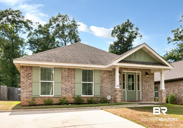 1st image of 1102 Pinemont Dr, Mobile, AL 36609 | MLS# 409092