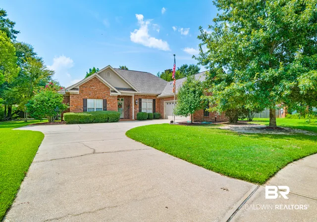 Photo 2 of Single family home for sale at 314 Saint Charles Court, Fairhope, AL 36532 | MLS# 409860 | Listing updated on 2026-08-30