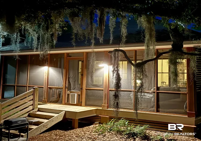 Photo 3 of Single family home for sale at 10113 Bay Hvn Dr, Fairhope, AL 36532 | MLS# 396086 | Listing updated on 2026-08-28