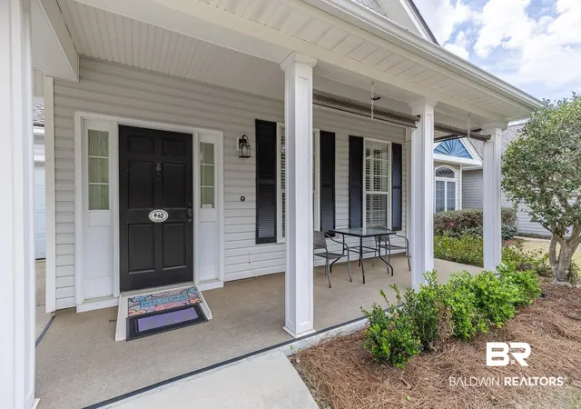 Photo 3 of Sale Pending at 940 Edwards Ave, Fairhope, AL 36532 | MLS# 392966 | Listing updated on 2026-08-31