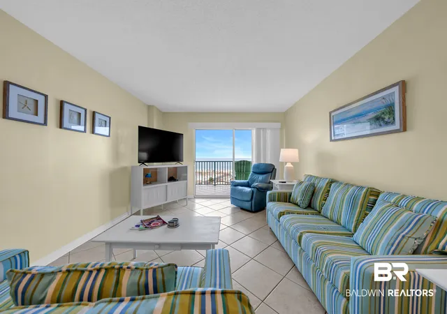 Photo 3 of Townhouse for sale at 645 Plantation Rd #6704, Gulf Shores, AL 36542 | MLS# 409966 | Listing updated on 2026-08-31