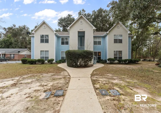 Photo 2 of Townhouse for sale at 8540 Southwood Ct #B, Fairhope, AL 36532 | MLS# 406857 | Listing updated on 2026-08-28